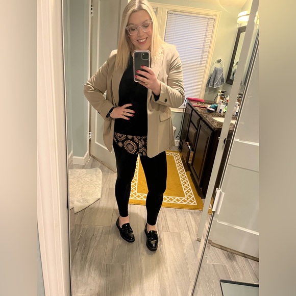 Meet your Posher, Katie - Picture 2 of 4